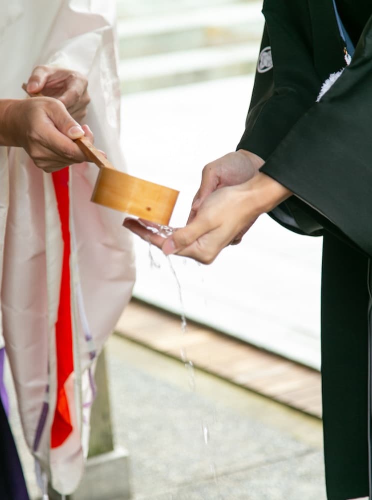 金沢料亭大友楼で少人数和装結婚式_ベージュ金沢サロン