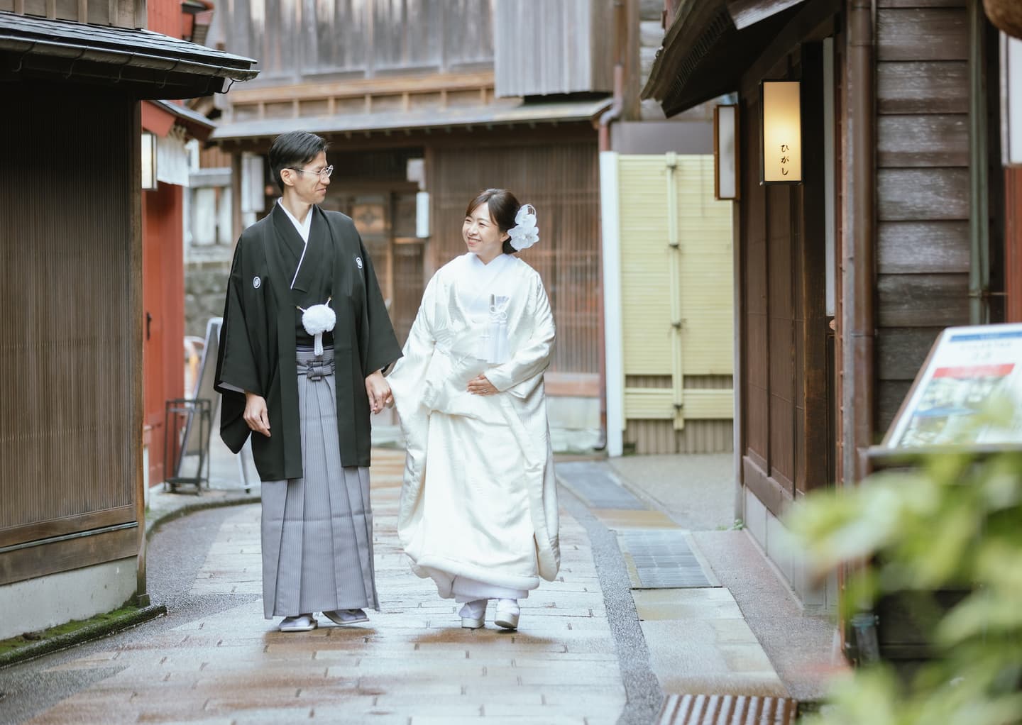 金沢料亭大友楼で少人数和装結婚式_ベージュ金沢サロン
