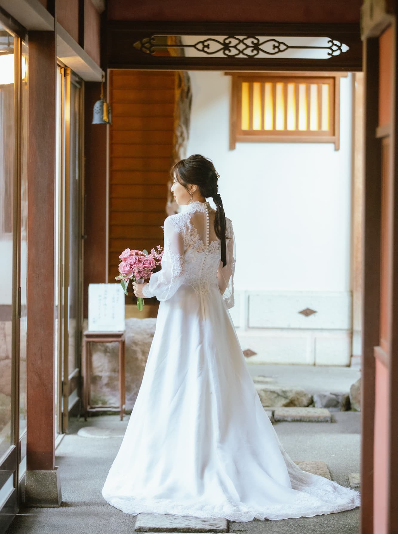 金沢料亭大友楼で少人数和装結婚式_ベージュ金沢サロン