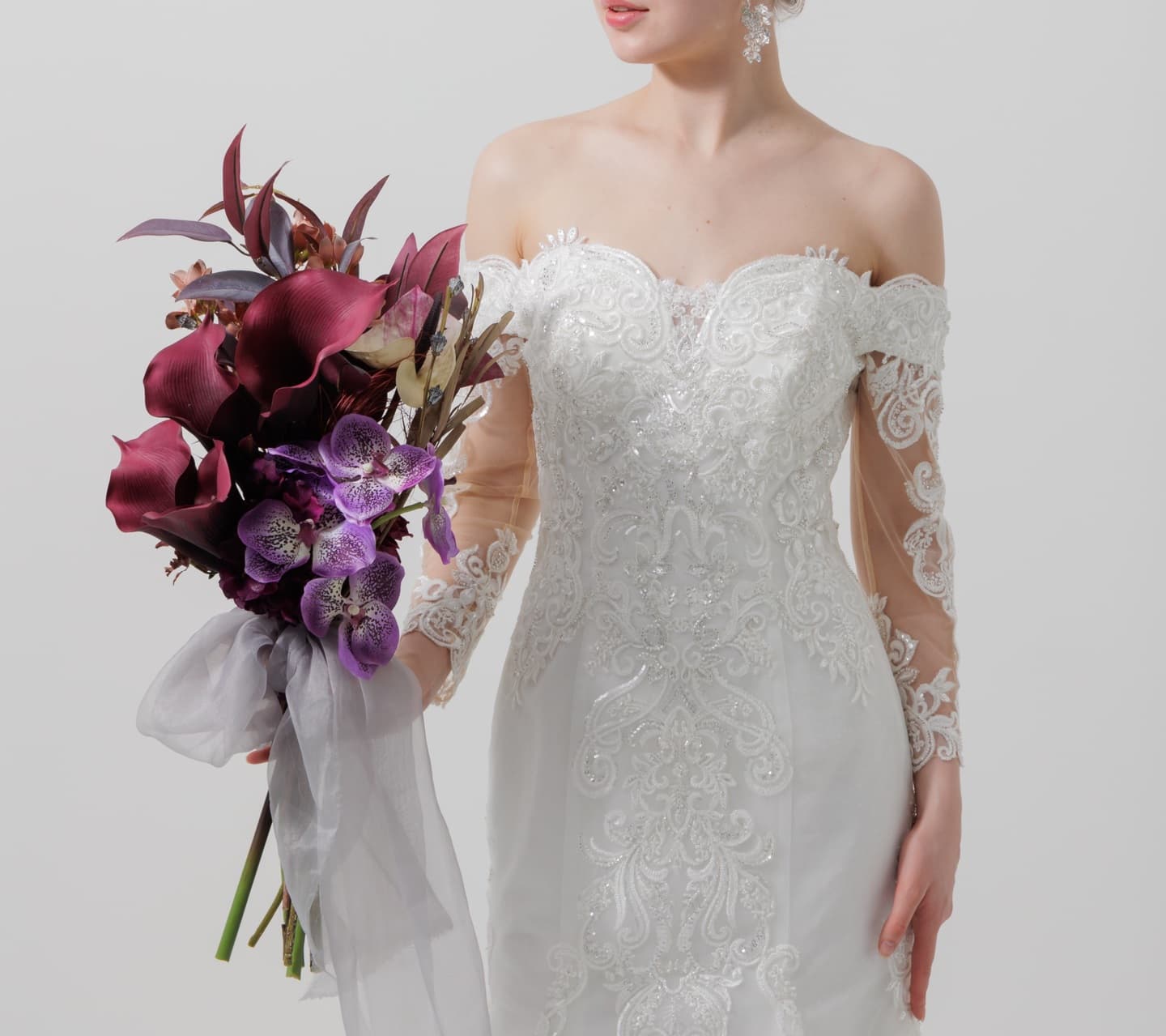 ベージュ金沢のレンタルウェディングドレス