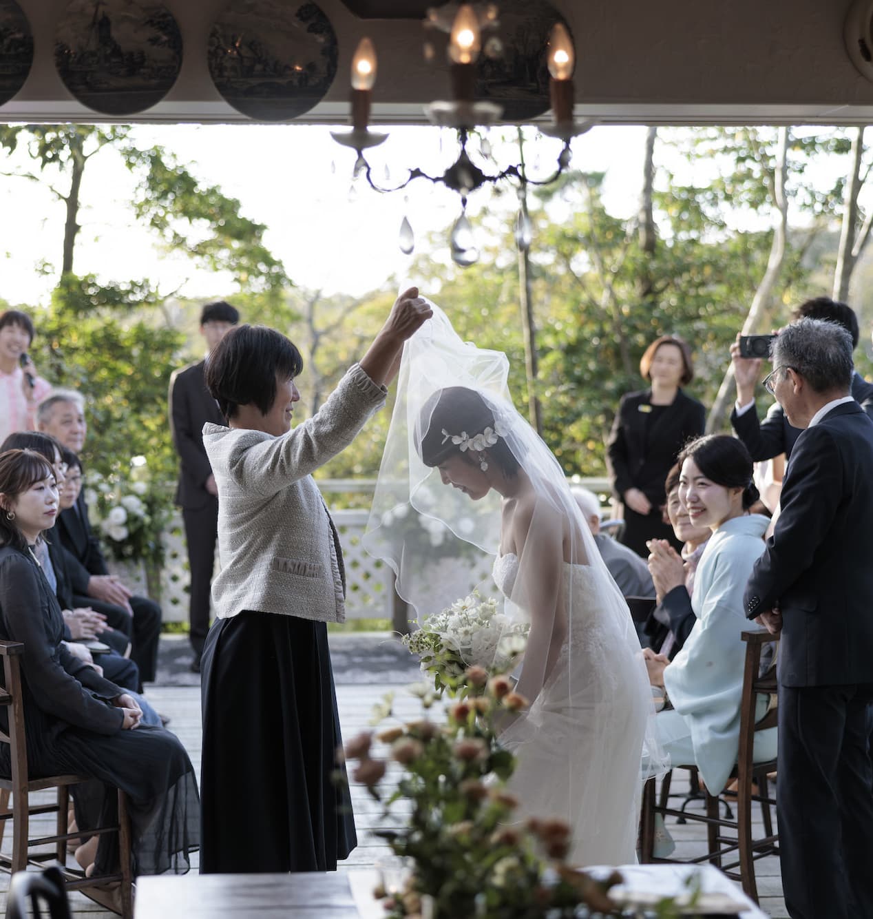 ペンションクルーズで家族だけの少人数結婚式