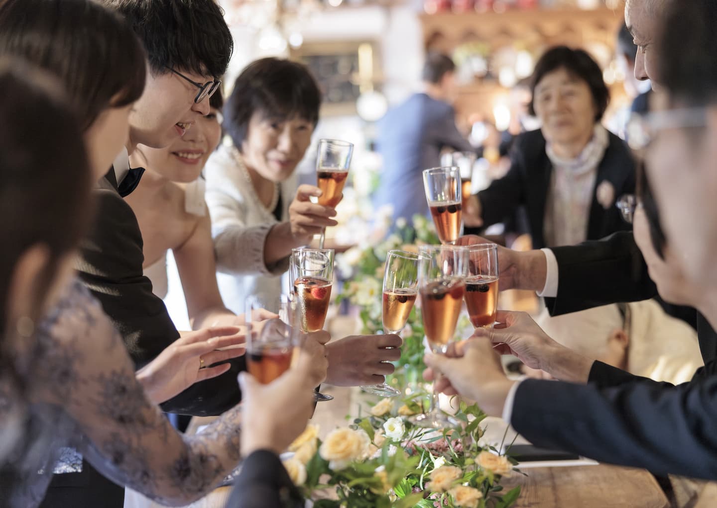ペンションクルーズで家族だけの少人数結婚式