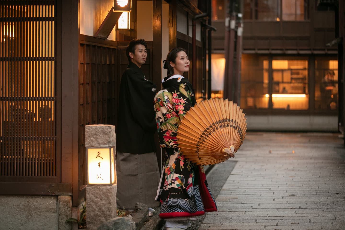 金沢のひがし茶屋街で和装前撮り_ベージュ金沢サロン